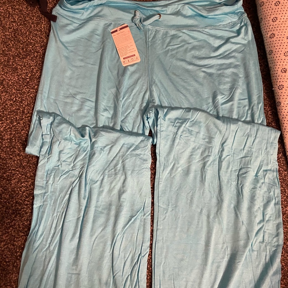 NWT Super Soft / Stretch Pants